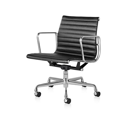 eames aluminum office chairs.